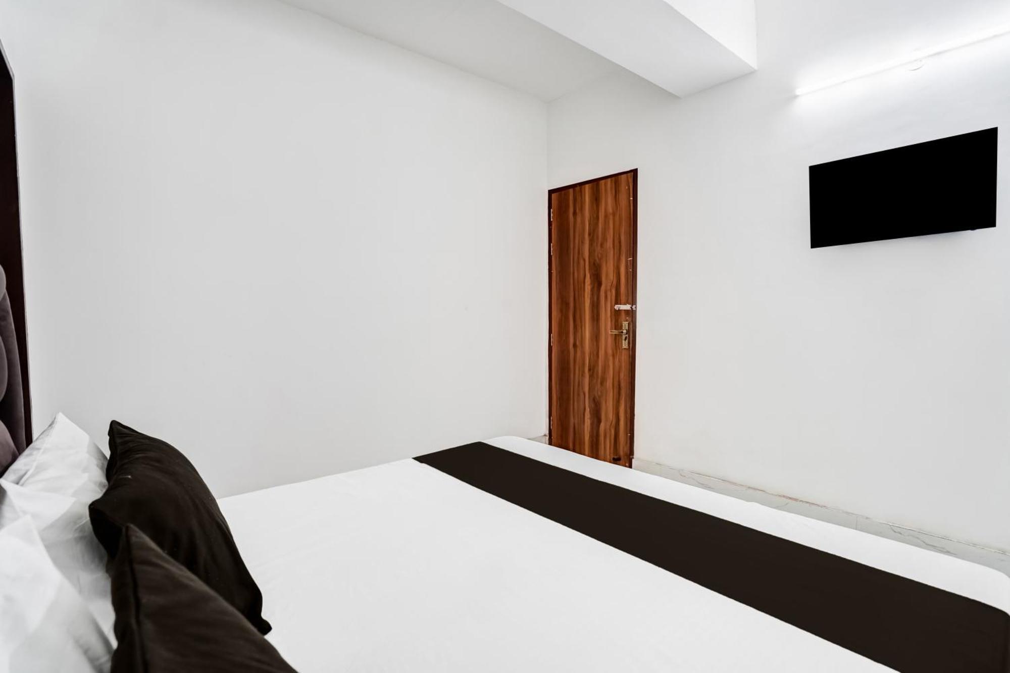 Super Hotel O Burari Νέο Δελχί Εξωτερικό φωτογραφία