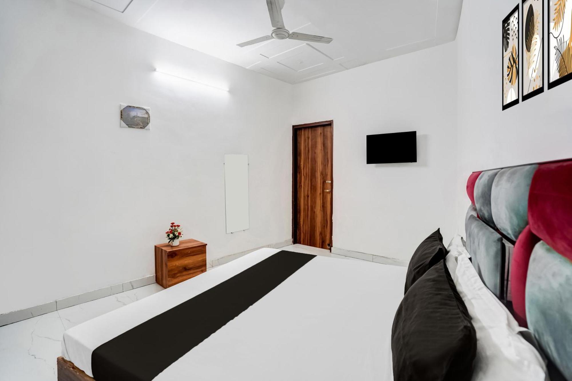Super Hotel O Burari Νέο Δελχί Εξωτερικό φωτογραφία